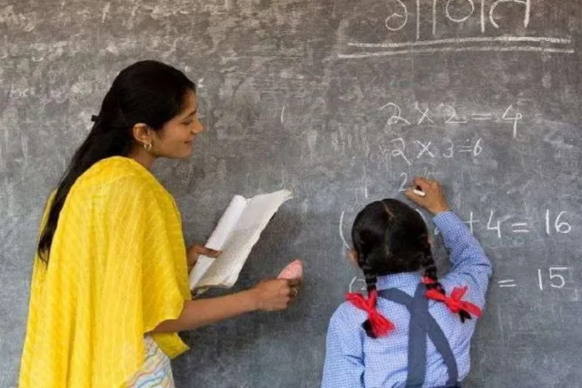 Good News : राजस्थान में शिक्षक तबादला नीति का ड्राफ्ट तैयार, सचिव कृष्ण कुणाल
ने और क्या कहा जानें - image