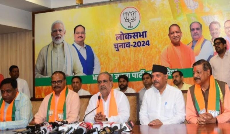 UP Lok Sabha Election 2024: छठे चरण के मतदान से पहले बसपा को झटका, मायावती के करीबी रहे पूर्व IPS प्रेम प्रकाश भाजपा में शामिल