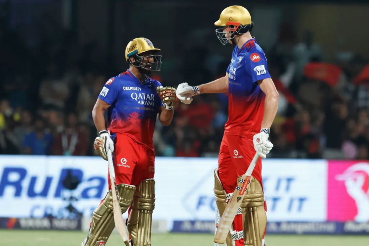 IPL 2024: कोहली-डुप्लेसी फिर हुए फ्लॉप, पाटीदार के अर्धशतक की बदौलत RCB ने DC को
दिया 188 का लक्ष्य