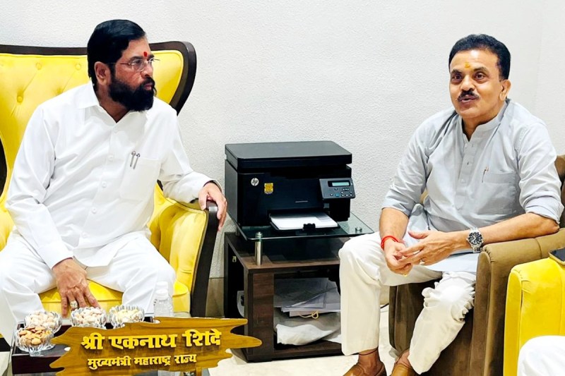 Sanjay Nirupam in Shiv Sena