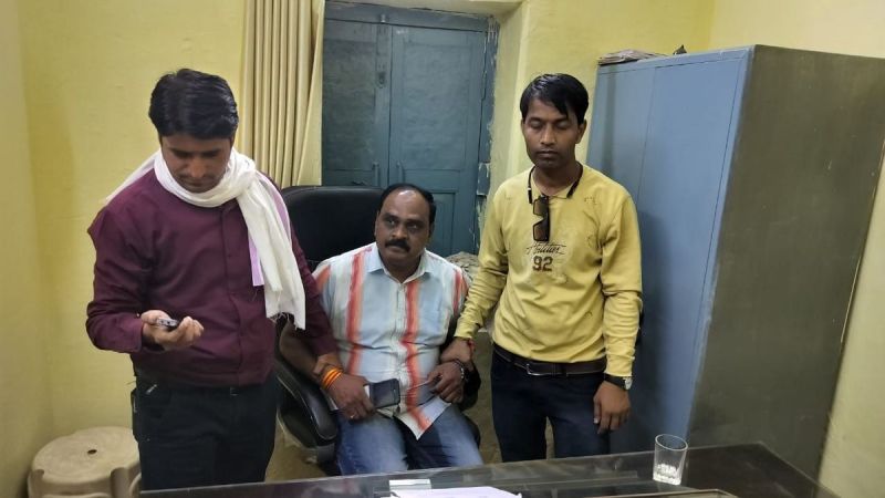 शाजापुर में लोकायुक्त कार्रवाई