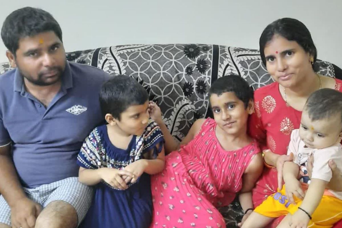 Sitapur Murder Case: 6 लोगों की हत्या में बड़ा खुलासा, शक के दायरे में आई अजीत
की पत्नी  - image