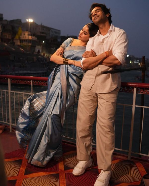rajkumar rao janhvi kapoor romantic photos