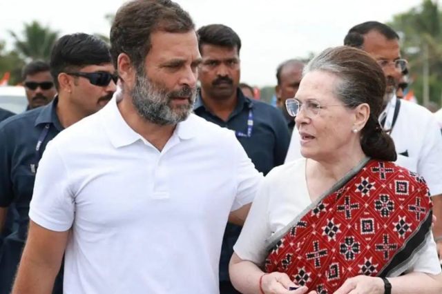 In democracy, no seat belongs to mother or father, did Sonia Gandhi bring it from Italy? Amit Shah's big attack on Congress