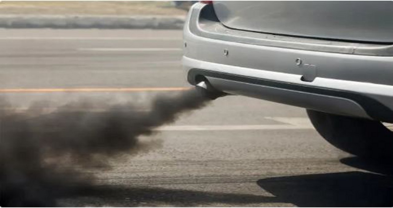 जिले के पेट्रोल पंपों पर नहीं है वाहनों के प्रदूषण जांच सुविधा, नतीजा मानक से
7.8 गुना ज्यादा प्रदूषण
