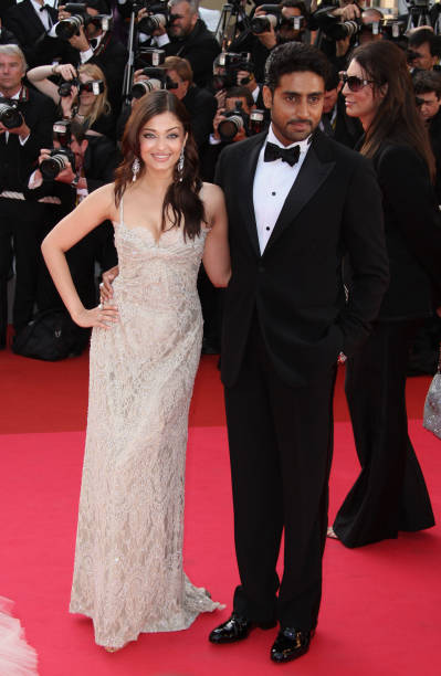 aishwarya rai bachchan red carpet Iconic Look 2008