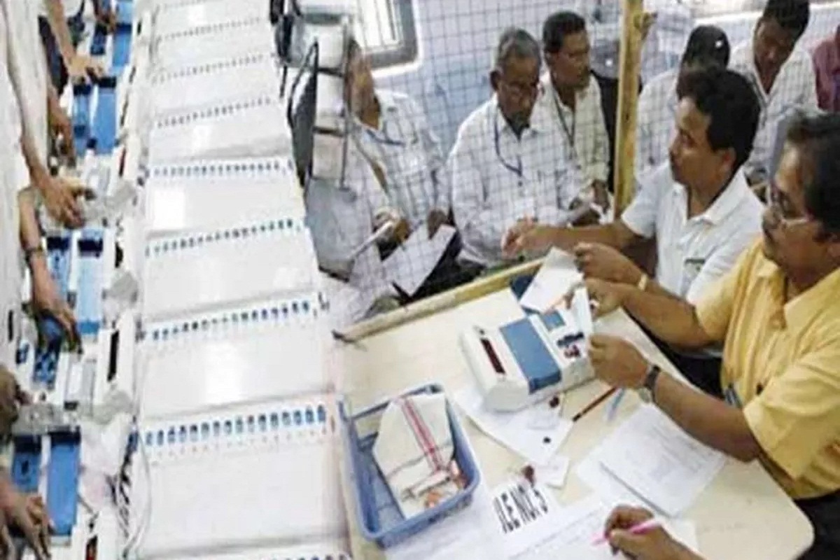 Rajnandgaon Lok Sabha Result: कैसे होती है मतगणना, अधिकारी-कर्मचारियों को दी गई
गुणा-भाग की ट्रेनिंग