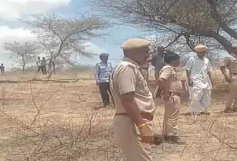 police at crime spot