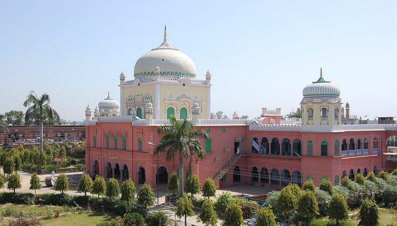 दारुल उलूम, सहारनपुर न्यूज, यूपी लेटेस्ट न्यूज, महिलाओं के प्रवेश पर रोक, दारुल उलूम ऑफिस पर नोटिस, darul uloom, up latest news, saharanpur news, women entry ban