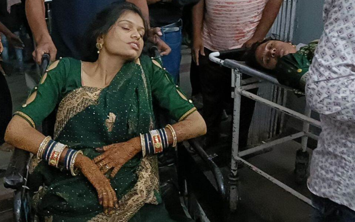 Khandwa Accident – बेकाबू हुई शादीवाली कार, दो की मौत, पुलिया में जा गिरी दुल्हन
की भी हालत गंभीर