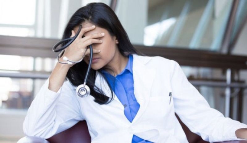 female doctor in Kasganj