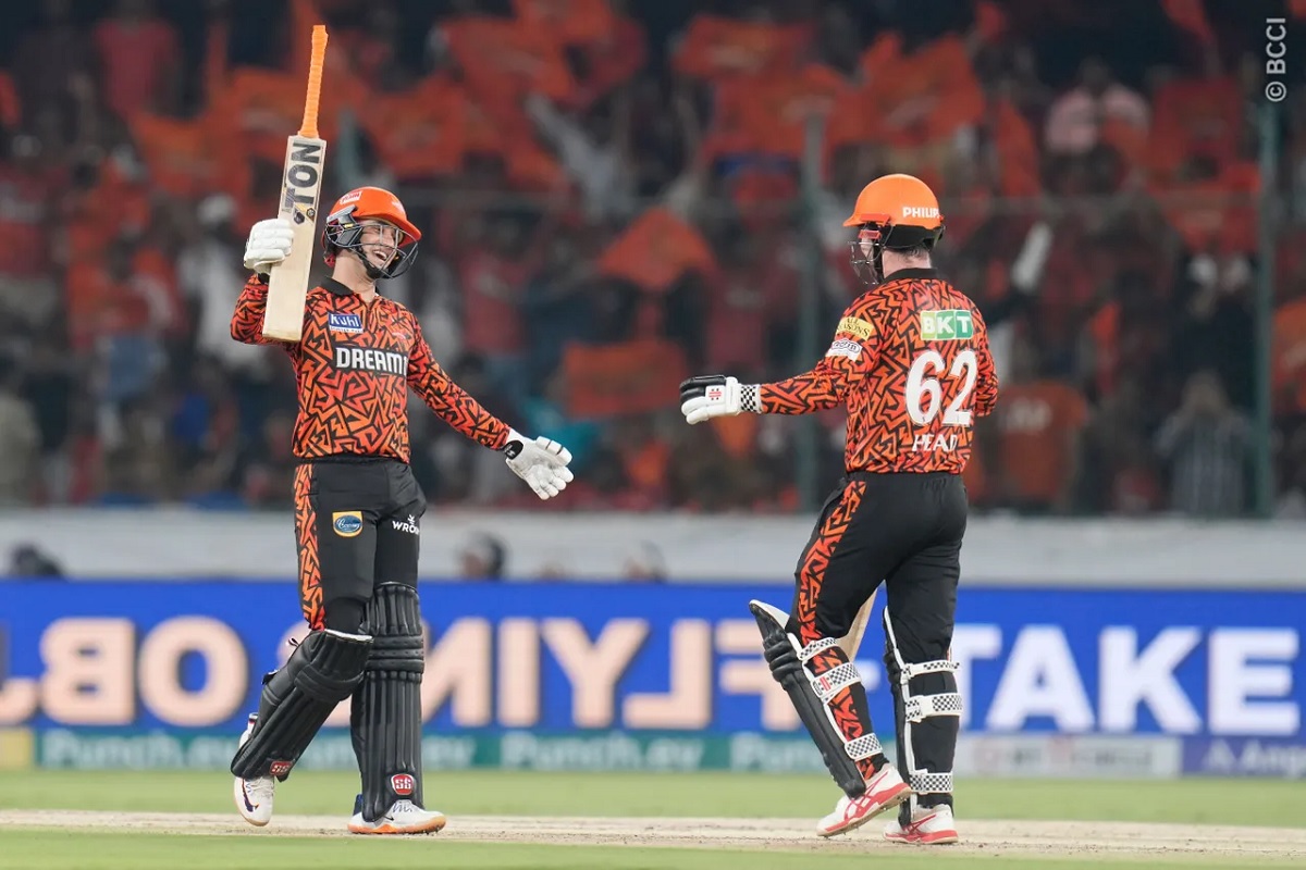 हेड-अभिषेक ने खोले लखनऊ के गेंदबाजों के धागे, हैदराबाद ने 9.4 ओवर में चेज़ किया
166 रन का लक्ष्य - image