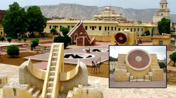 jantar mantar