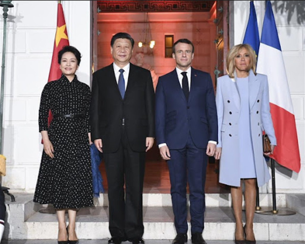 फ्रांस की स्टेट विज़िट पर चीन के राष्ट्रपति जिनपिंग, फ्रेंच राष्ट्रपति मैक्रों ने
यूक्रेन की मदद को बताया प्राथमिकता - image