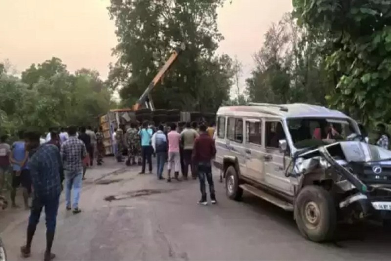 CG Road Accident, road accident, cg news