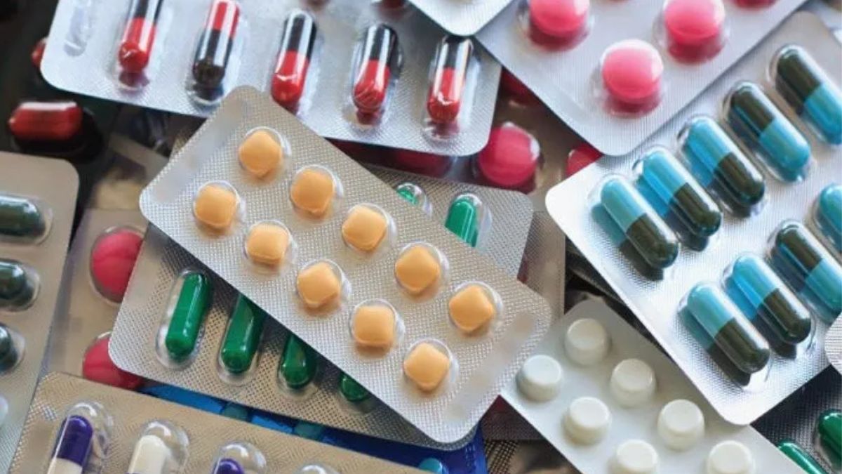 बड़ी खबर : राजस्थान के मेडिकल स्टोरों पर डॉक्टर की पर्ची के बिना बिक रही नशे की
दवा, इन 8 मेडिकल स्टोरों के लाइसेंस निलंबित