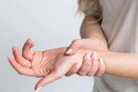 prickling and numbness in hands and feet