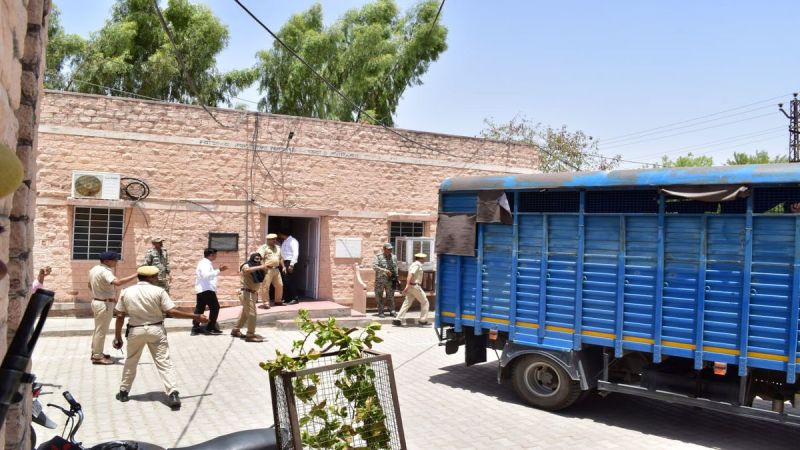 करीब सवा आठ साल पहले जवान खुमाराम व अन्य पर हुई फायरिंग से पहले बाइक पर चढ़ाई थी लग्जरी कार