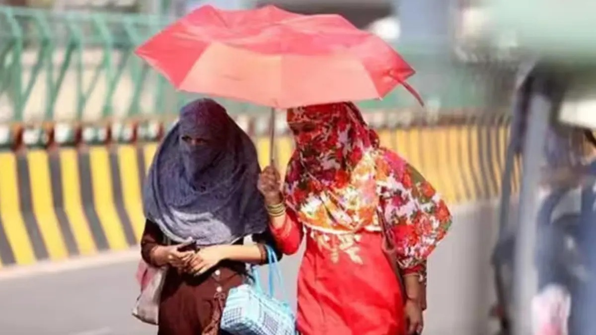 Weather Update: राजस्थान में झुलसा देने वाली गर्मी, ये जिला सबसे हॉट, मौसम विभाग
ने जारी किया रेड अलर्ट - image