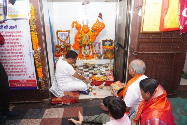 BJP's Lok Sabha candidate Brijmohan Aggarwal paid obeisance at Budhapara Hanuman temple and sought blessings from God for victory. Supporters also prayed for his victory.
