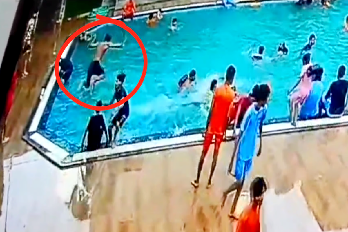 स्वीमिंग पूल में स्टंटबाजी ने ली जान, पानी में गया तो वापस नहीं लौटा, सामने आया
दर्दनाक वीडियो