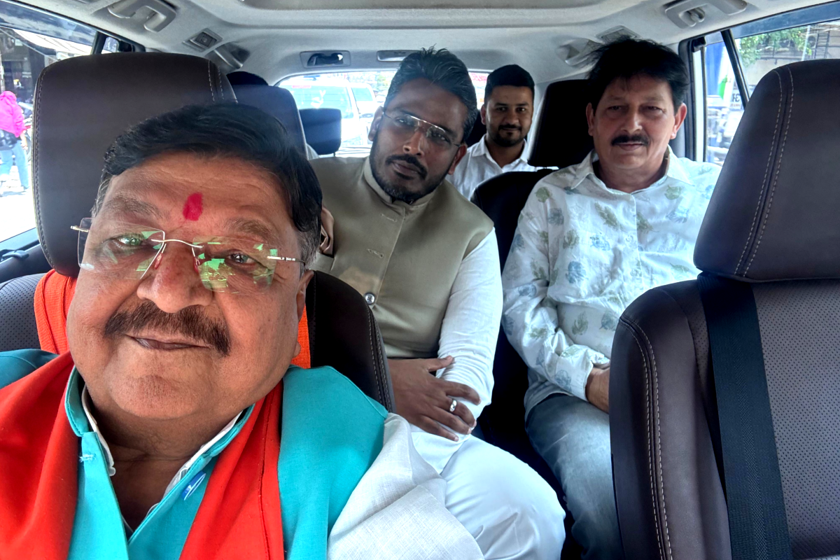 Kailash Vijayvargiya on akshay kanti bam