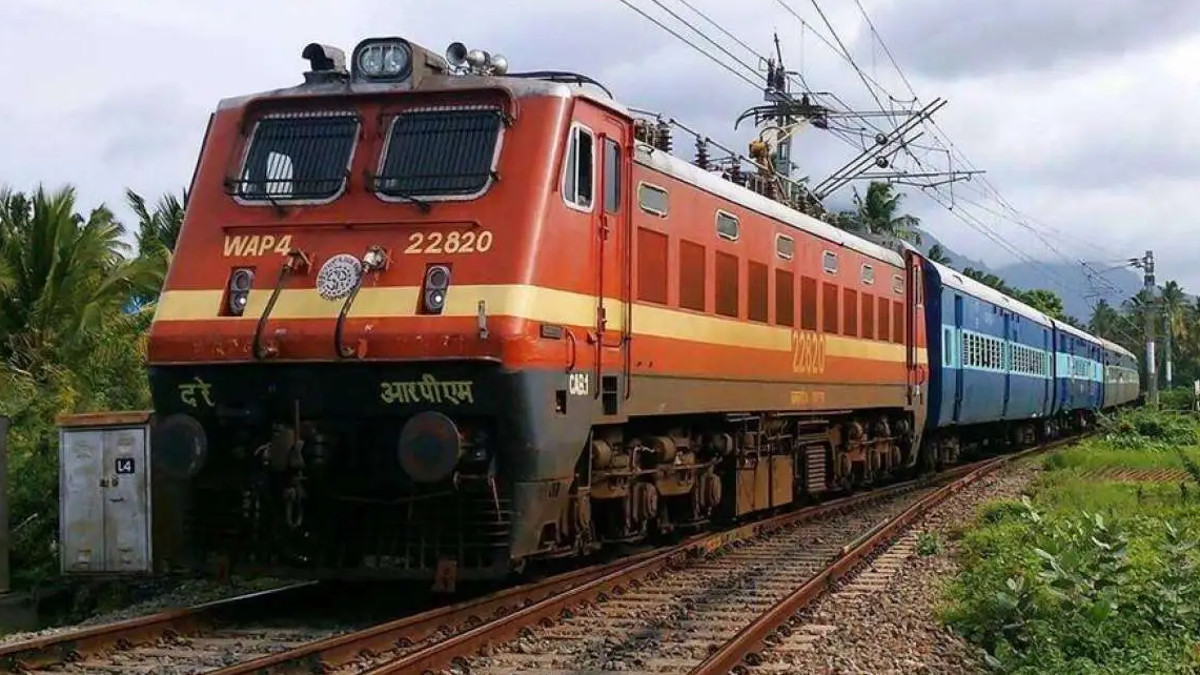 खाटू श्याम जी के भक्तों के लिए अच्छी खबर, चलेगी स्पेशल ट्रेन, इन स्टेशनों पर
होगा ठहराव - image