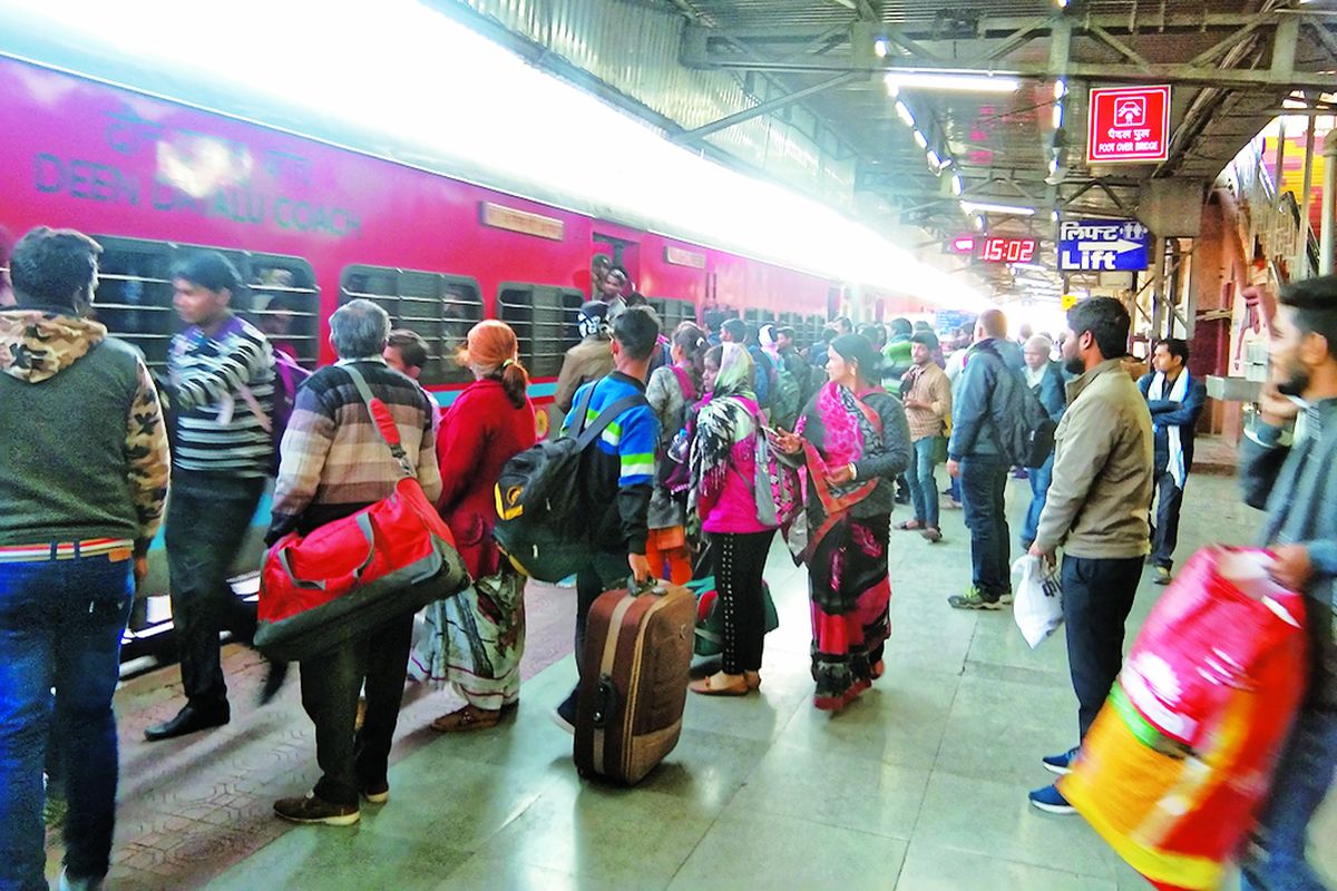 NOT FARE : ट्रेन का सफर महंगा, कोटा-रामगंजमंडी के पहले 20 रुपए अब लगेंगे 45 रुपए - image