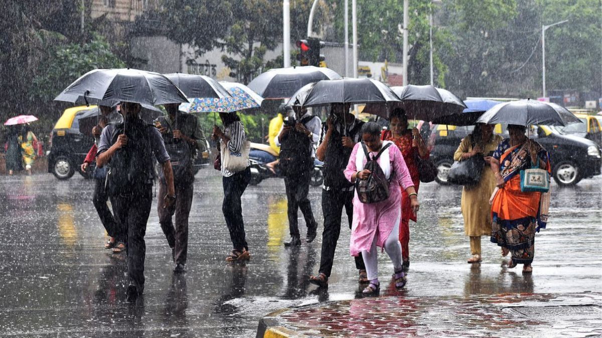 Aaj Ka Mausam: UP के 44 जिलों में बारिश, ओले गिरने का अलर्ट, जानें अपने जिले के
मौसम का हाल - image