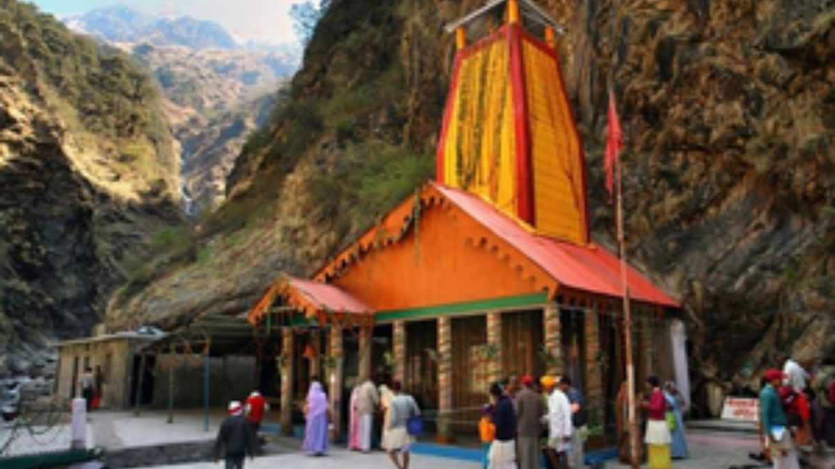 Chardham Yatra Uttarakhand: चारधाम यात्रा के 5 श्रद्धालुओं की मौत, बद्रीनाथ धाम
के भी कपाट खुले