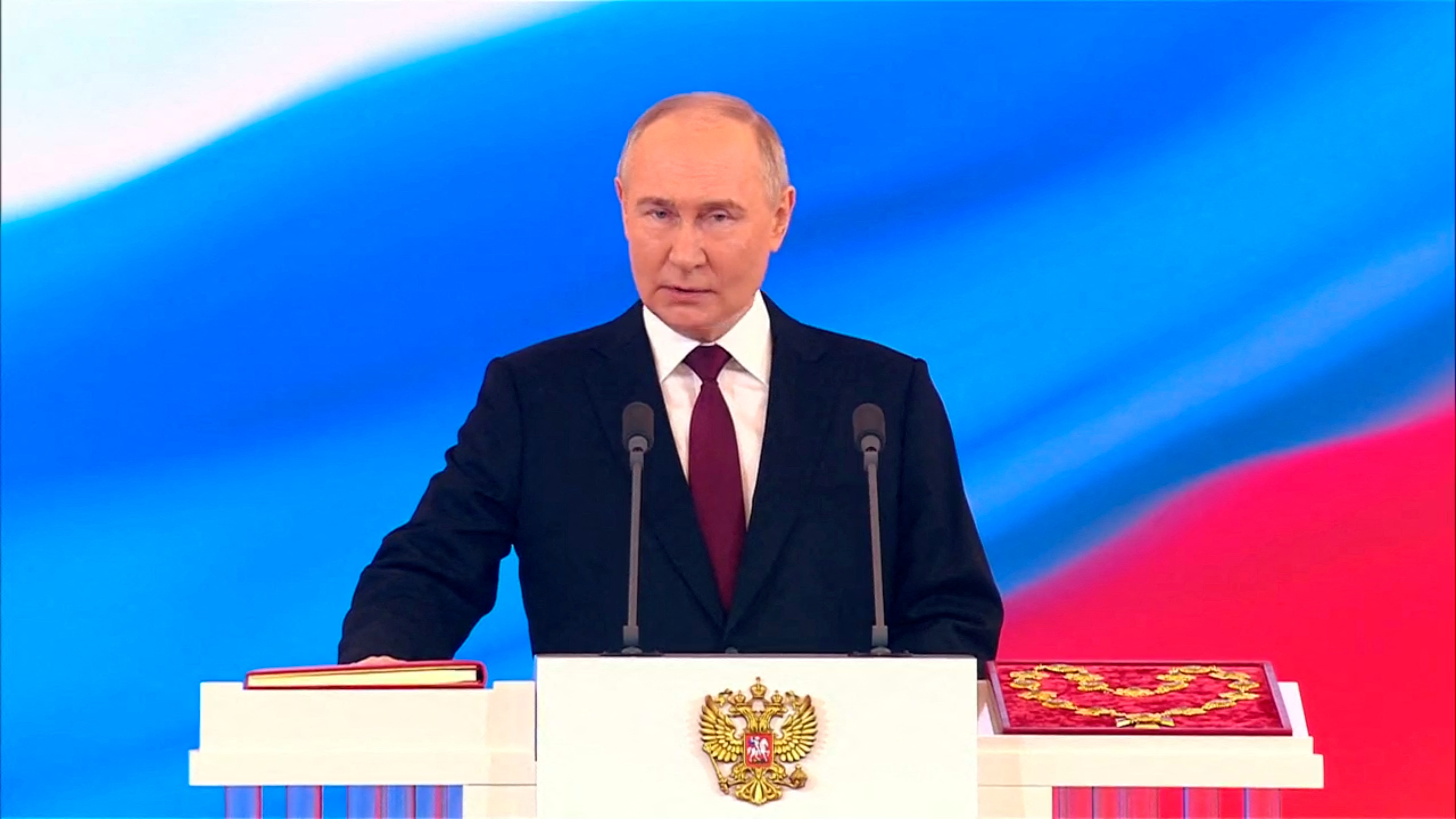 Vladimir Putin sworn in as Russian President again