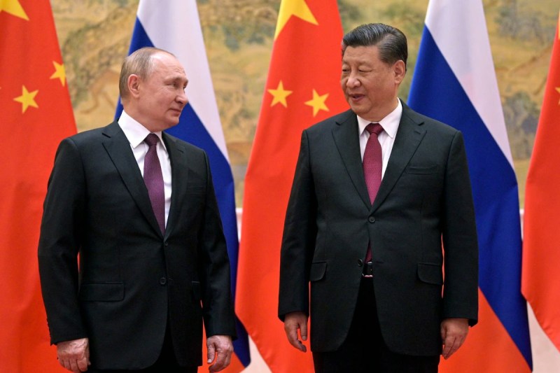 Vladimir Putin meets Xi Jinping