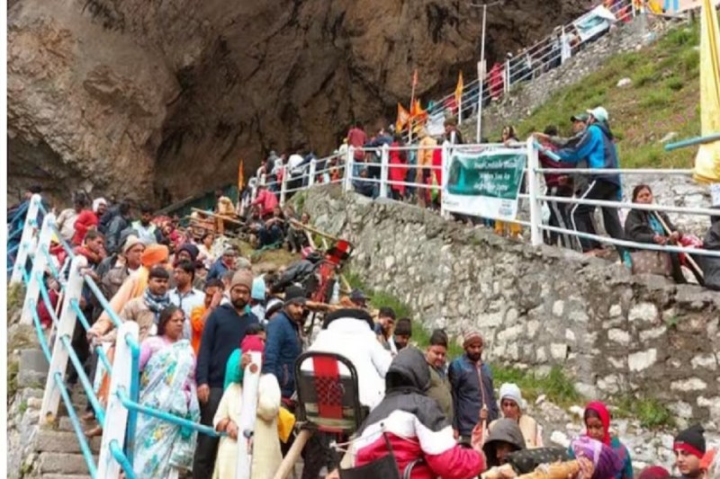 Chardham Yatra 2024: Raipur family stuck in jam at Yamunotri dham