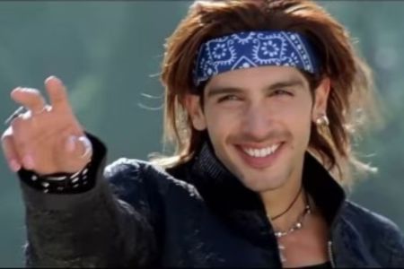zayed khan bollywood comeback: पूरे करियर में दी सिर्फ एक हिट फिल्म, फ्लॉप के डर से छोड़ी इंडस्ट्री, अब फिर से कमबैक की कर रहे हैं तैयारी