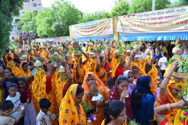 On Shani Jayanti, a procession was taken out after worshiping Shani Dev.