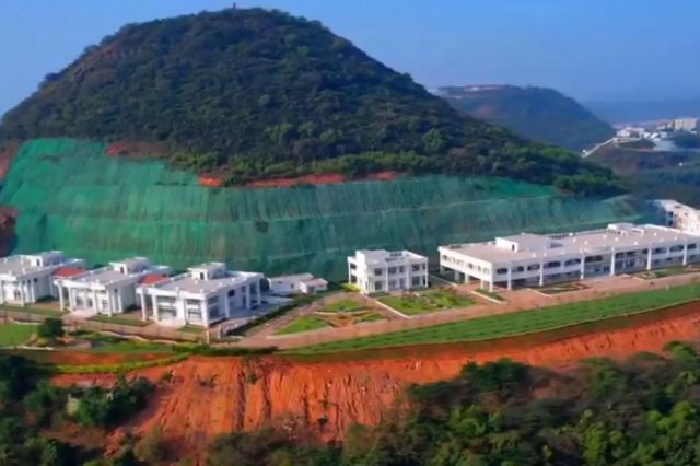  ex cm jagan mohan reddy spent 500 crore to build palace on rushikonda hill in andhra pradesh