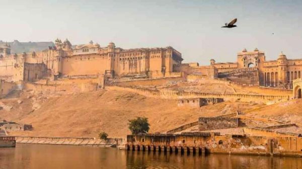 Top 10 tourist places in Rajasthan