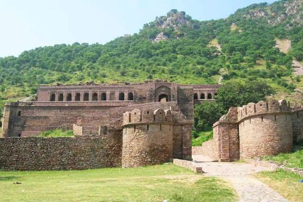 bhangarh fort