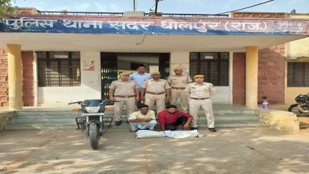 अवैध गांजा के साथ बाइक सवार दो जने गिरफ्तार Two bike riders arrested with illegal ganja