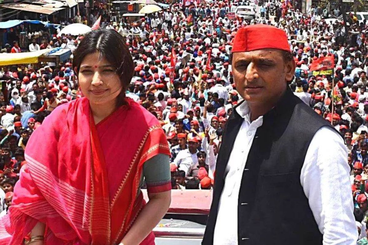 चुनाव में जीत से उत्साहित अखिलेश यादव ने राष्ट्रीय राजनीति में बढ़ाए कदम, संसद
में साथ- साथ बैठेंगे पति- पत्नी