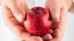 Benefits of Apple : रोज इस तरह से खाएं सिर्फ 1 सेब, कभी भी डॉक्टर के पास जाने की
नहीं पड़ेगी जरुरत - image