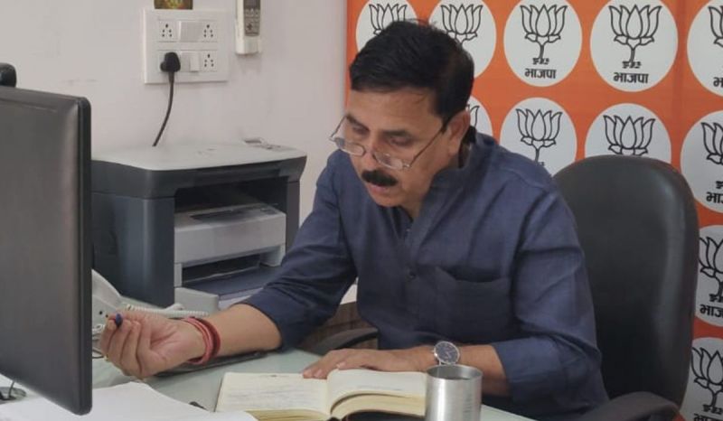 BJP Leader Viral Video: कौशांबी में इस वीडियो की वजह से चुनाव हारी भाजपा! मतदान से पहले दिया गया था 25 करोड़ का ऑफर