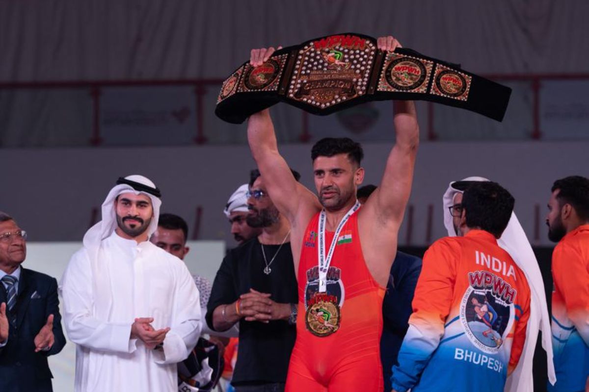 पाकिस्तानी पहलवान को धूल चटाकर Sangram Singh ने दिखाई अपनी ताकत, MMA की दुनिया
में कदम रख रचा इतिहास