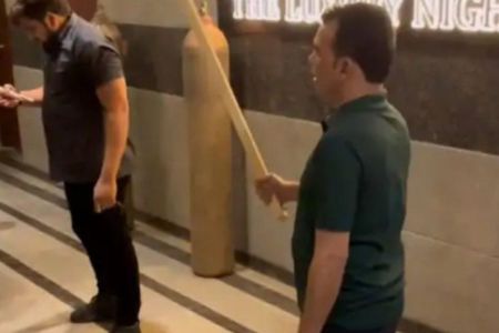 Fight at a Club in Agra