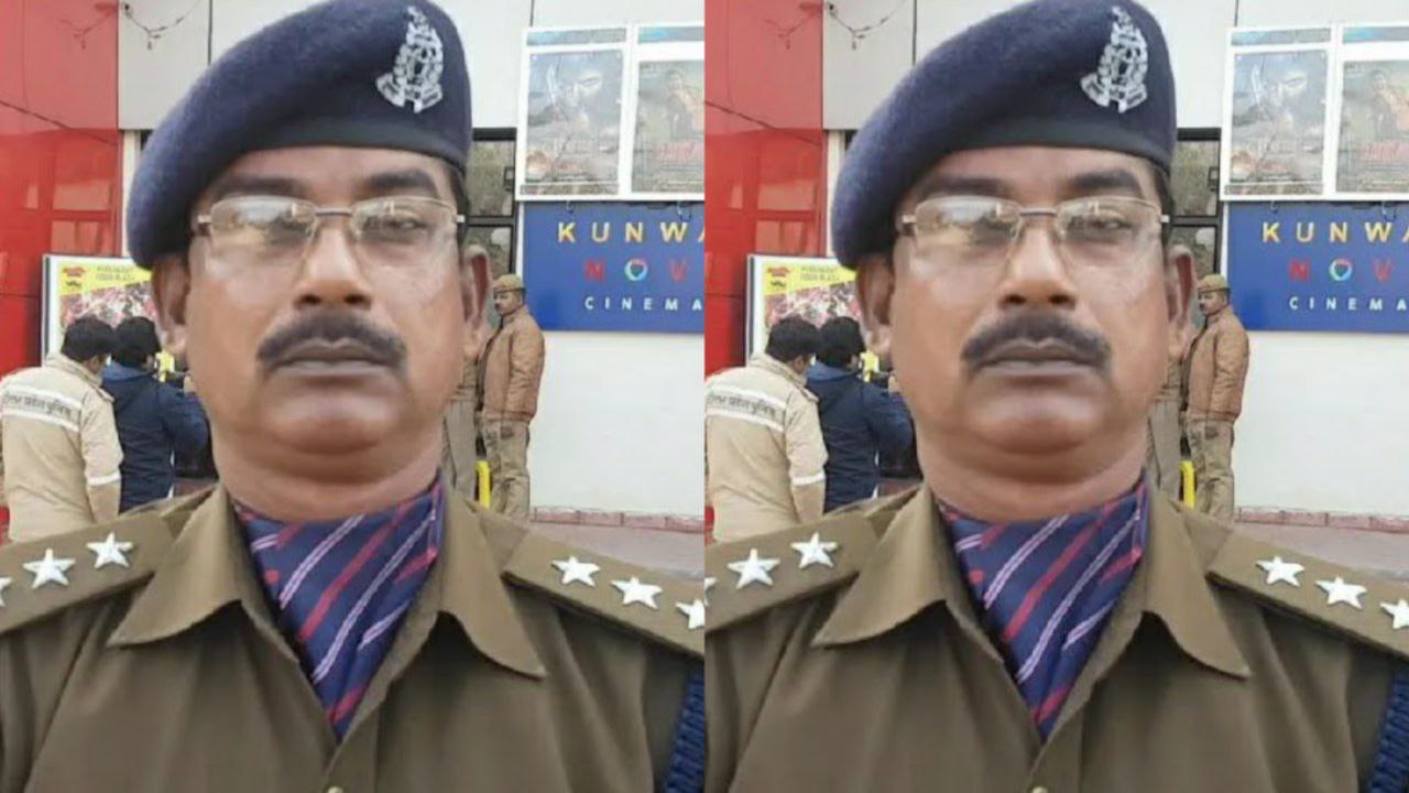 क्षेत्राधिकारी का डिमोशन, बनाए गए सिपाही, कानपुर के होटल में इस हालत में  पकड़े गए थे | CO made constable, caught with another woman in Kanpur hotel  | Patrika News
