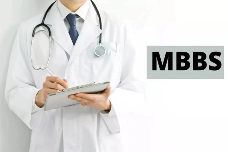 MBBS Student, Patrika chhattisgarh