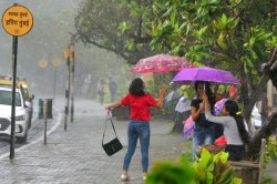 Rain Alert: महाराष्ट्र में अगले 3 दिन झमाझम बारिश, 13 जिलों में अलर्ट, मुंबई के
लिए ऑरेंज अलर्ट, पढ़ें वेदर रिपोर्ट - image