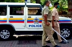 Mumbai: अफेयर का विरोध करने पर पत्नी के चेहरे पर फेंका एसिड, 5 साल पहले की थी लव
मैरिज - image