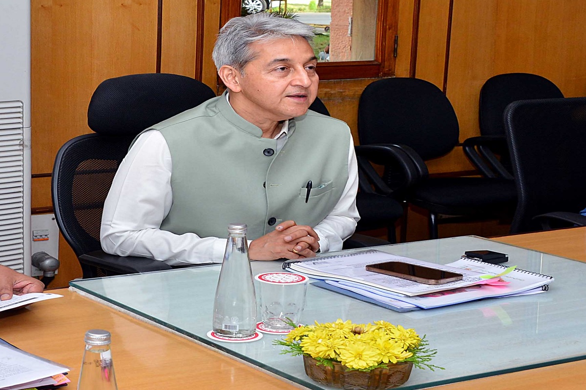 Good News Rajasthan Every Anganwadi worker get a mobile phone or tablet Chief Secretary Sudhansh Pant gave instructions