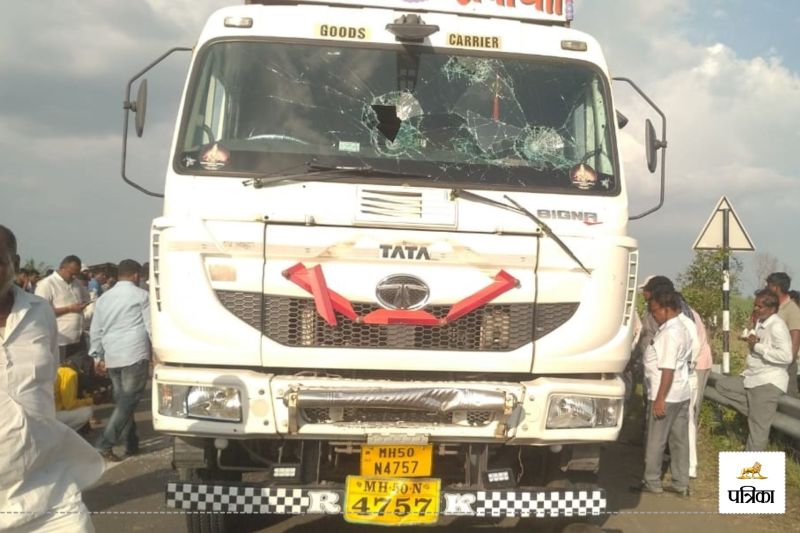Solapur truck accident